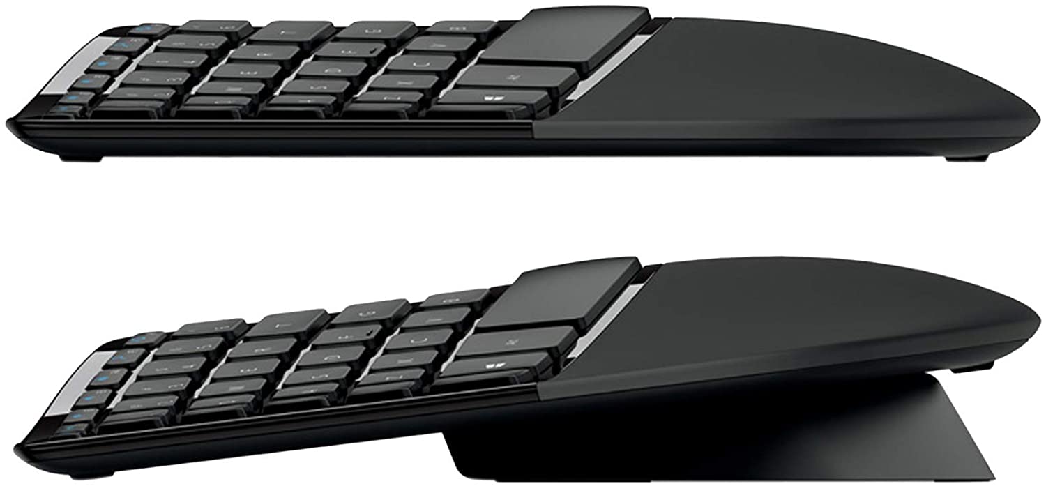 شیب معکوس صفحه‌کلید را زاویه می‌دهد تا موقعیت مچ دست مناسبی ایجاد کند