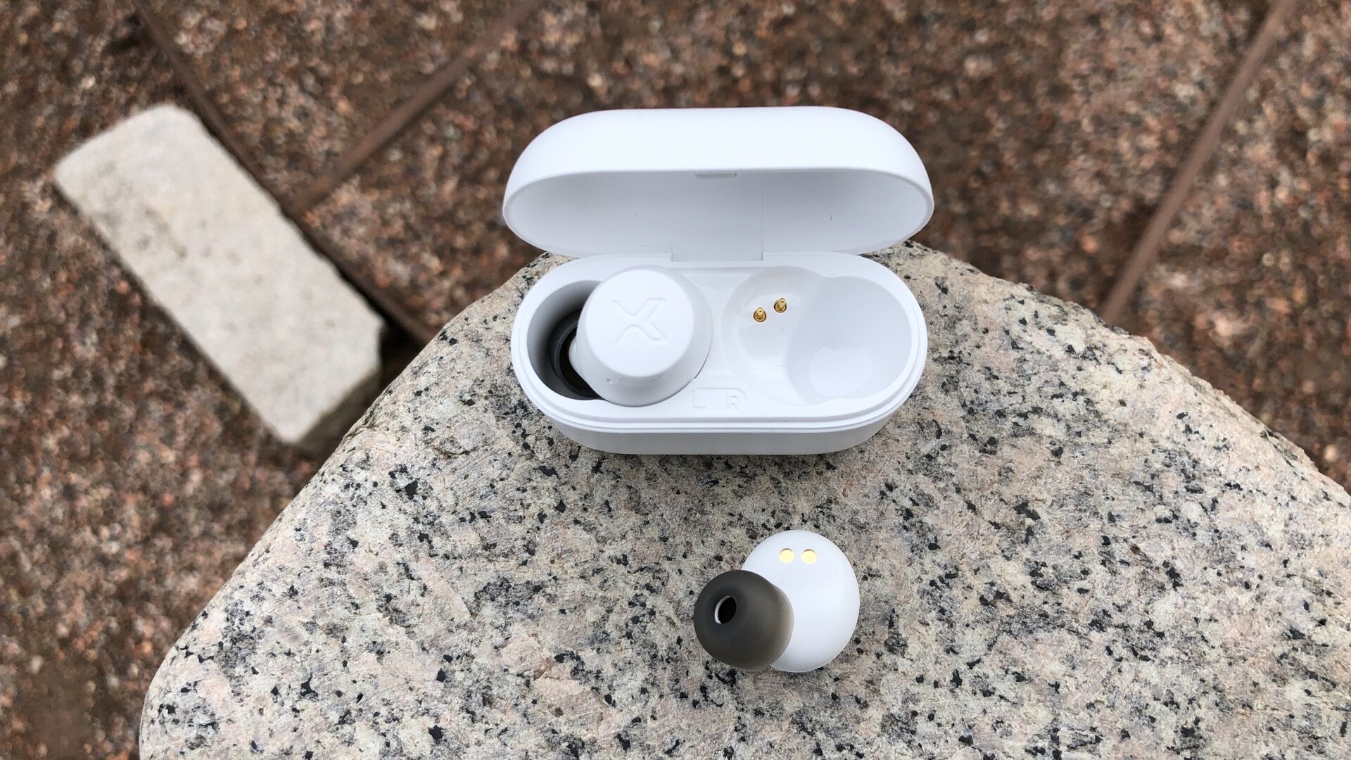 ایرباد ادیفایر Edifier X3 سفید رنگ